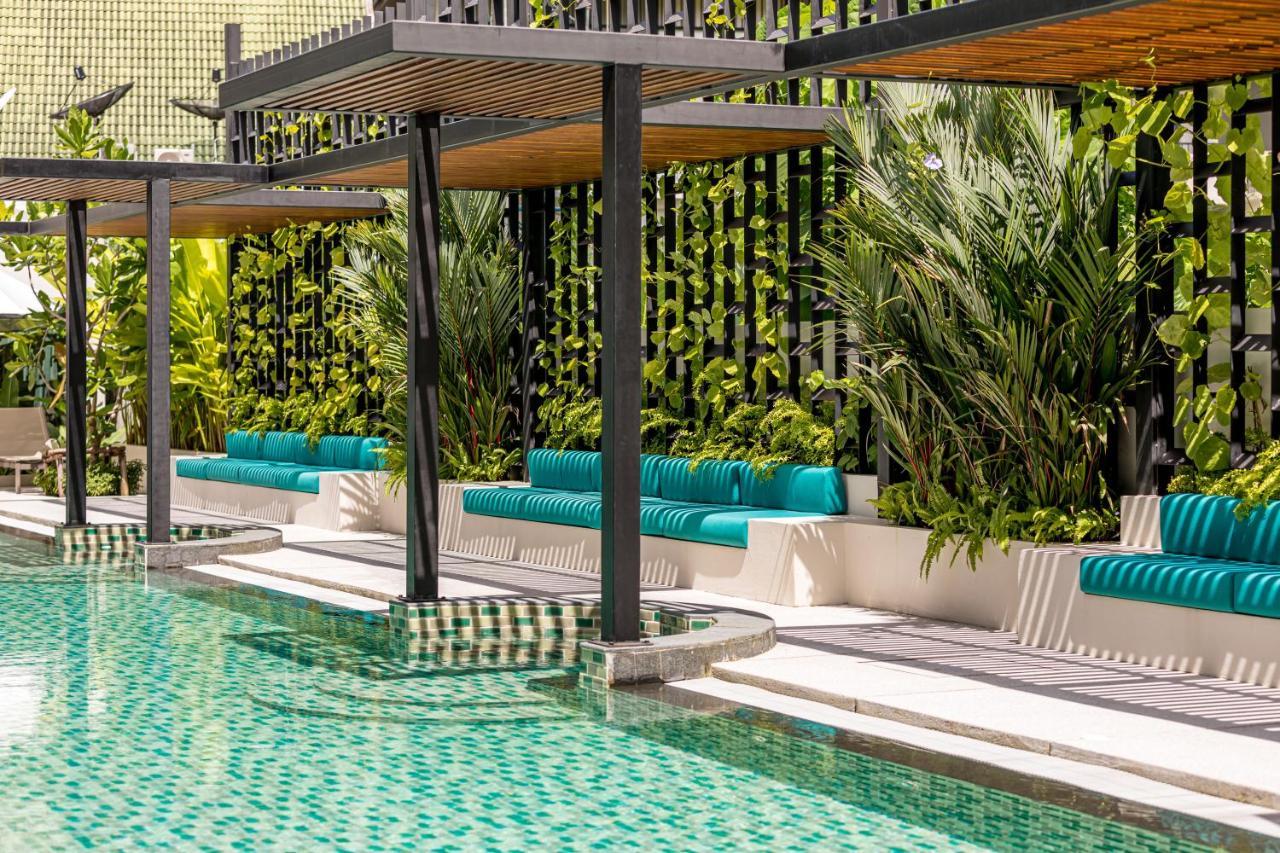 Outrigger Surin Beach Resort - Sha Extra Plus Eksteriør bilde The pool at the hotel