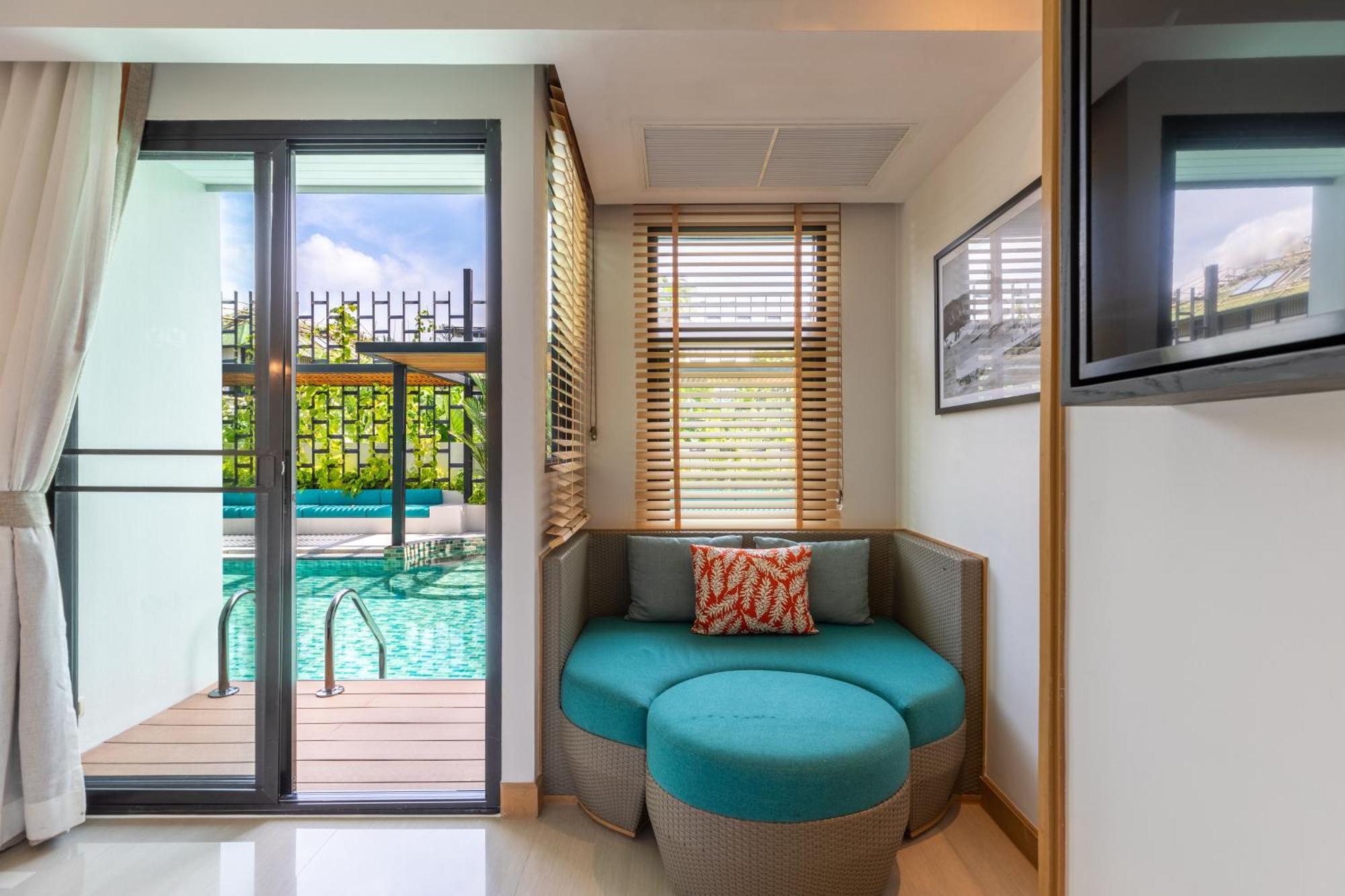 Outrigger Surin Beach Resort - Sha Extra Plus Rom bilde A room at the hotel